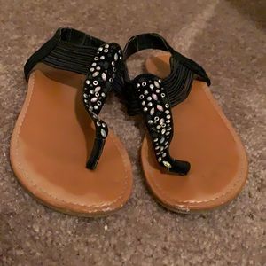 Bamboo sandals size 5.5 black.